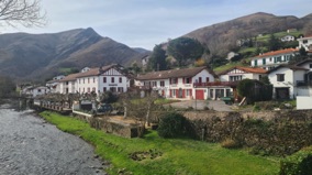 SAINT ETIENNE DE BAIGORRY
Pyrénées atlantiques SAINT ETIENNE DE BAIGORRY
Pyrénées atlantiques